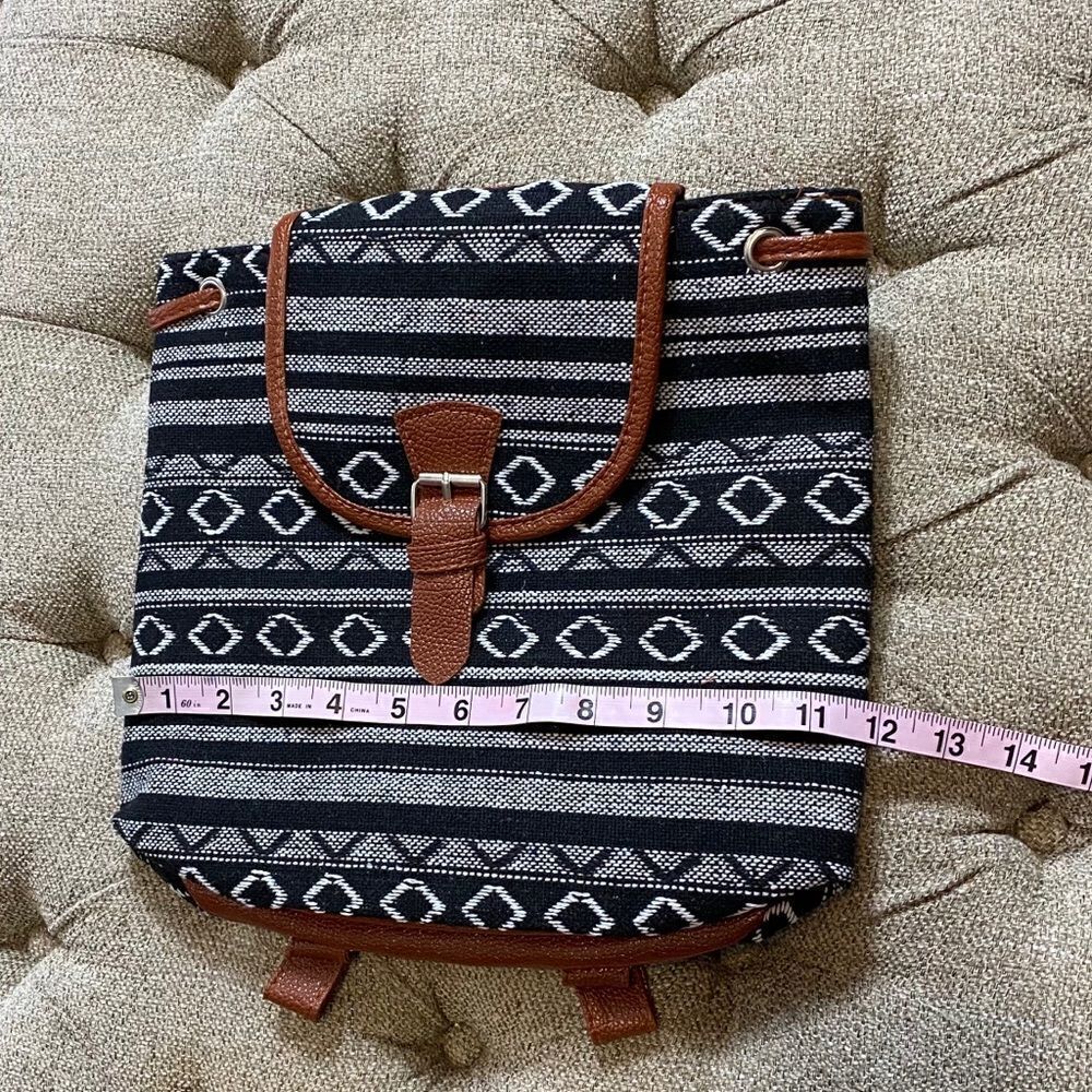 Tribal Backpack‎ - Picture 5 of 6